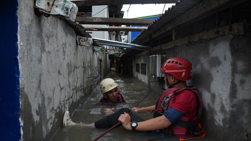 Filipinler'i "Süper Man-yi Tayfunu" Vurdu: 2 Kişi Yaralandı, 1.2 Milyon Kişi Tahliye Edildi - Sayfa 8