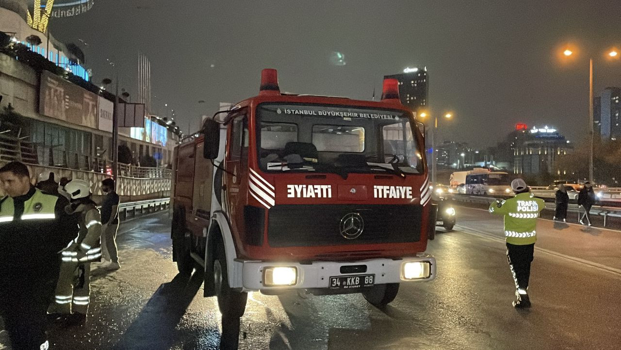 TEM Otoyolu’nda Seyir Halindeki Araç Alev Alev Yandı - Sayfa 4