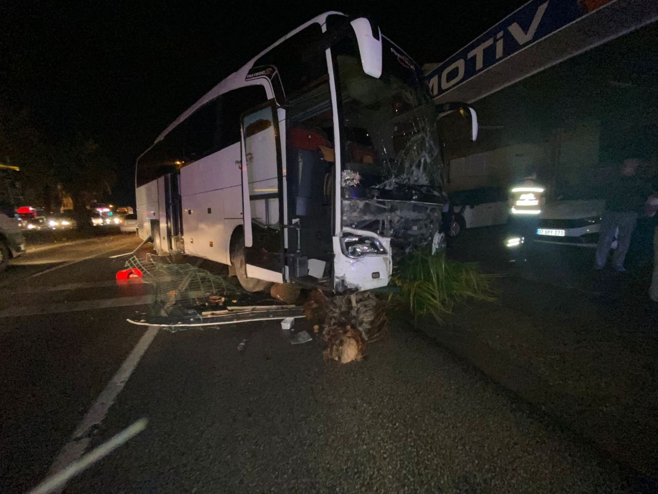 Tur Otobüsüyle Çarpışan Otomobildeki Sürücü Hayatını Kaybetti! - Sayfa 4