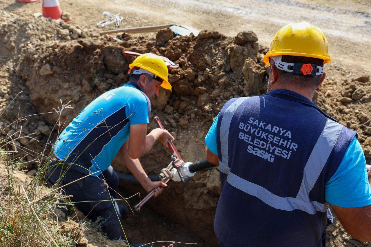 Erenler’in 4 Mahallesine 25 Milyonluk Altyapı Yatırımı - Sayfa 2