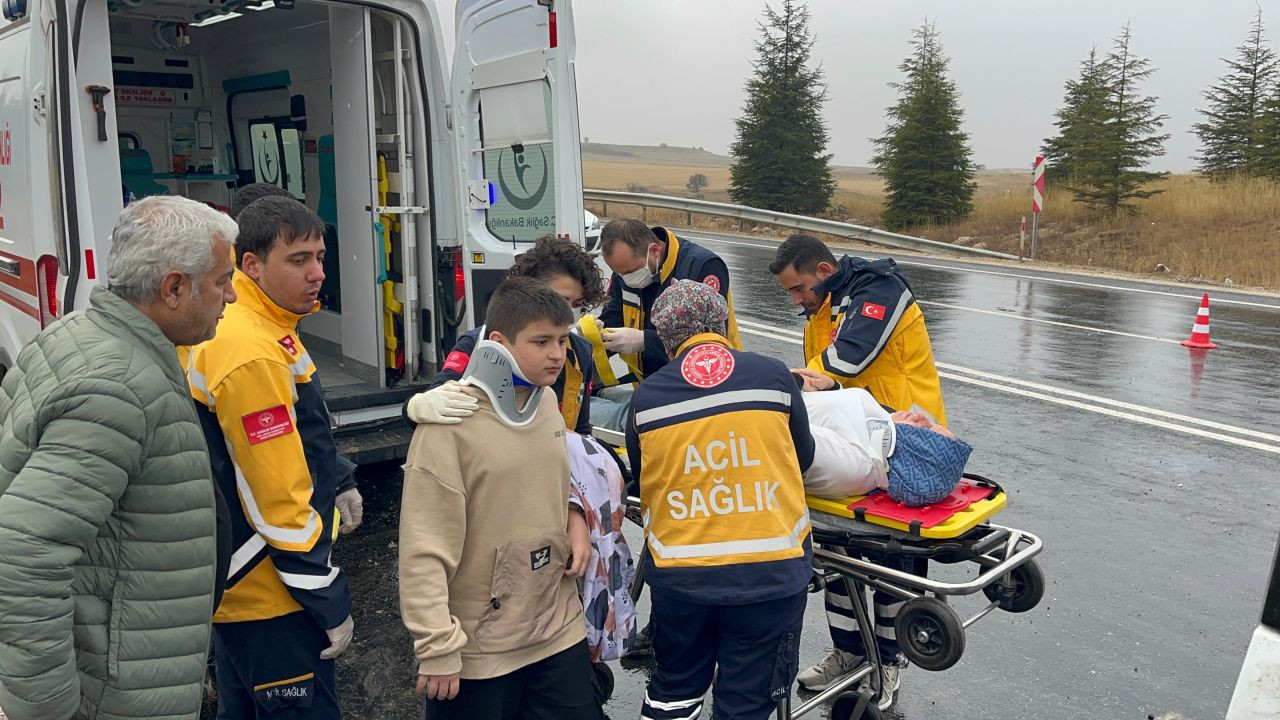 Yolcu Otobüsü Devrilerek Takla Attı: 1 Ölü 1'i Ağır 42 Yaralı! - Sayfa 4