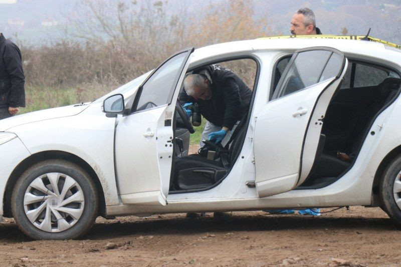 Sakarya'da Boş Arazide Başından Vurulmuş Erkek Cesedi Bulundu! - Sayfa 9