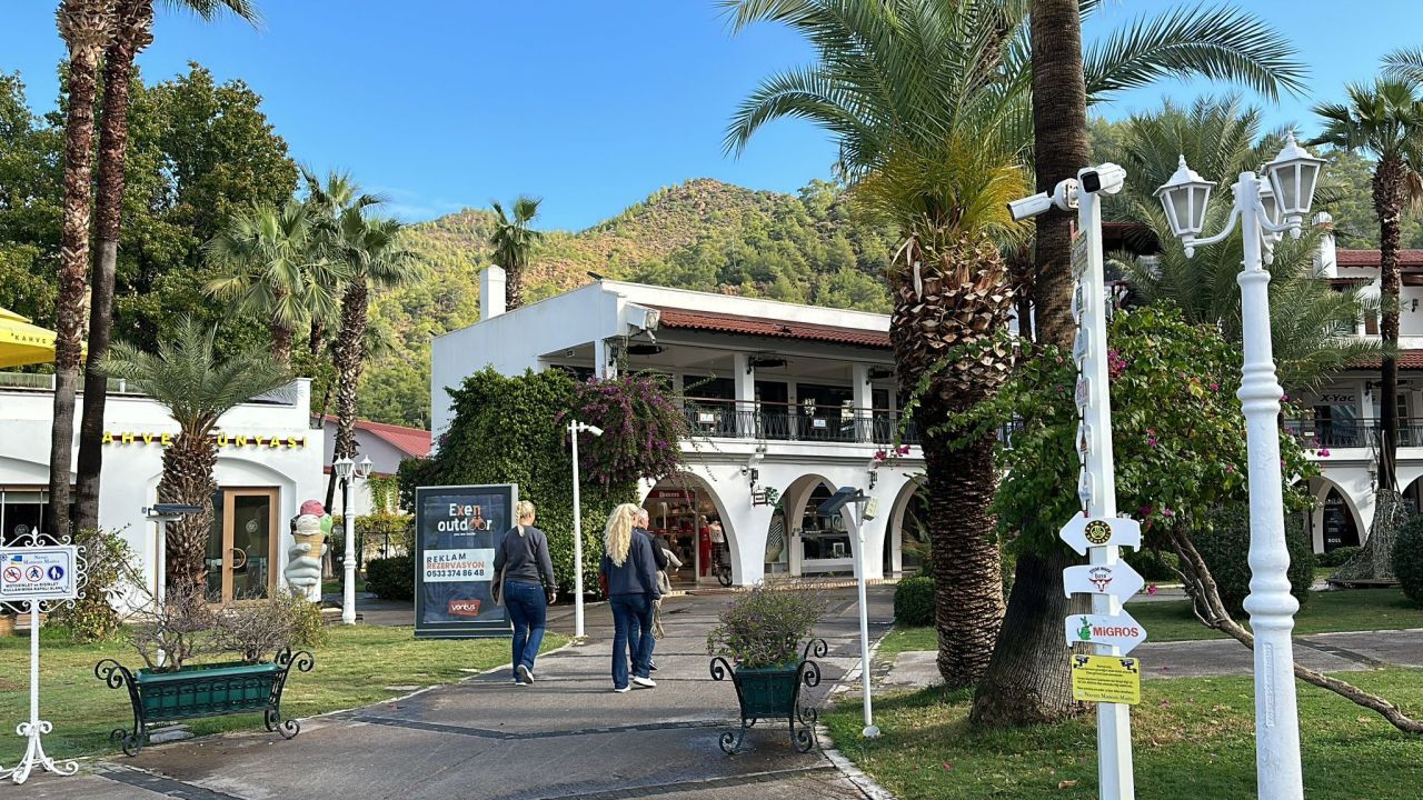 Dev Yolcu Gemisi Marmaris'e Demir Attı - Sayfa 2