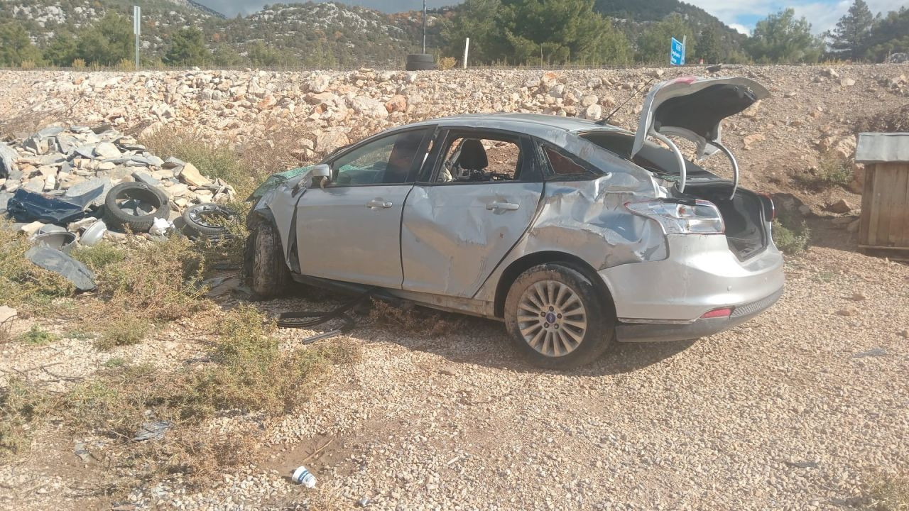 Antalya-Konya Karayolunda Feci Kaza: 1 Ölü, 1 Yaralı - Sayfa 4