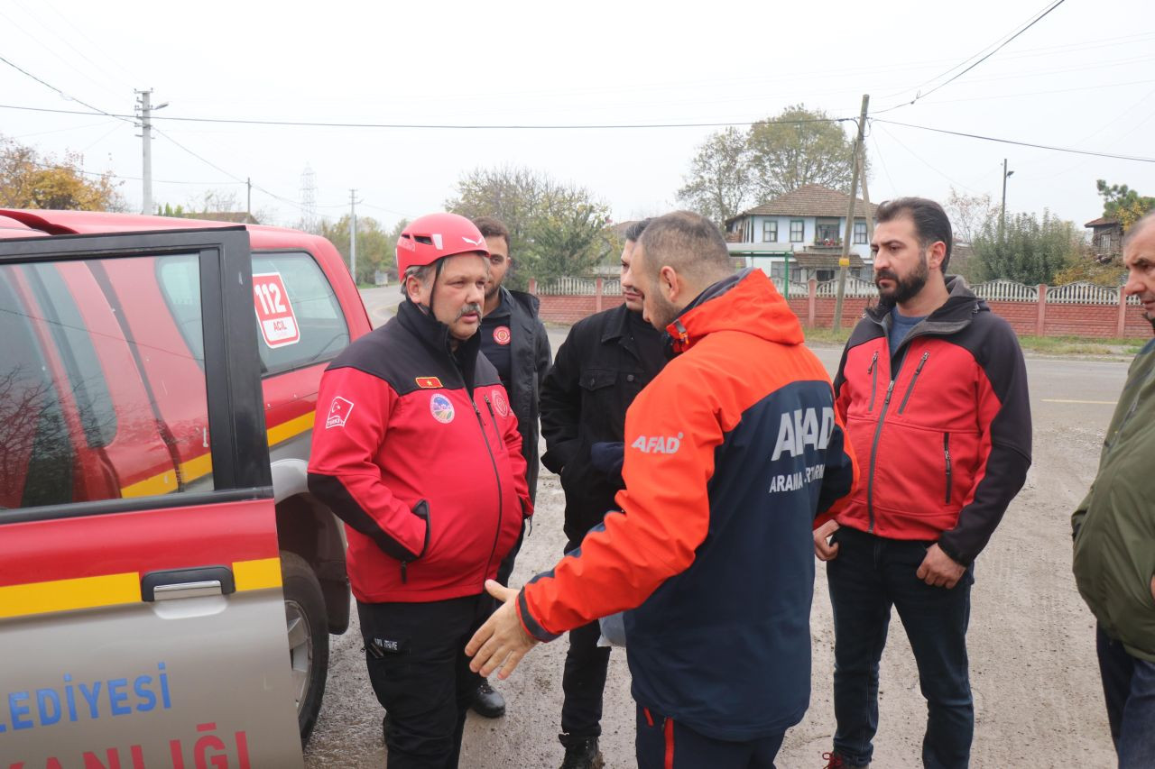 Babasını Evde Bulamadı, Ekipler Seferber Oldu - Sayfa 6
