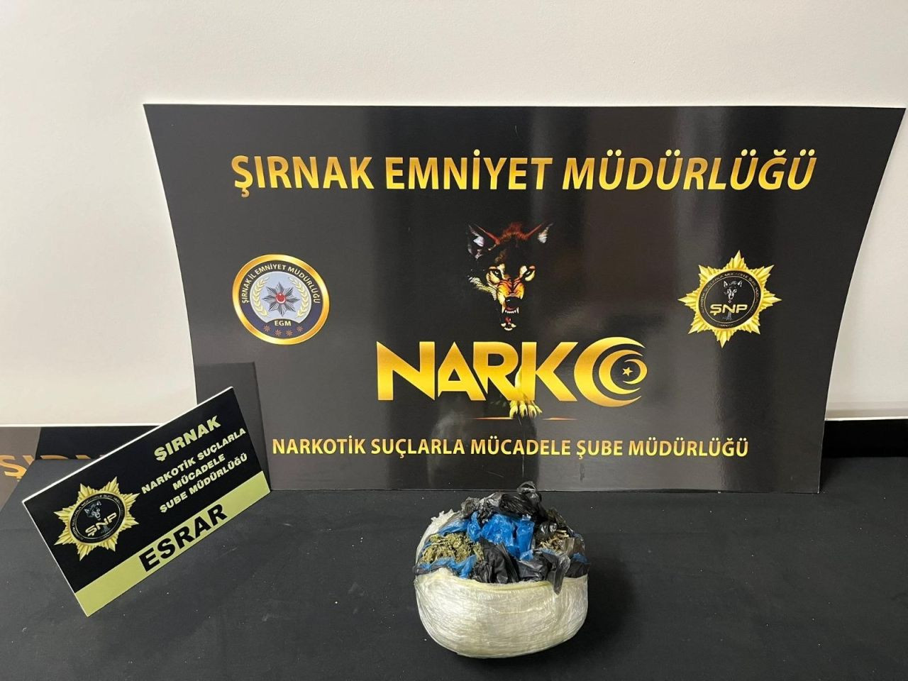 Şırnak'ta Dev Operasyon: 2 Tutuklama, Çok Sayıda Kaçak Malzeme Ele Geçirildi - Sayfa 7