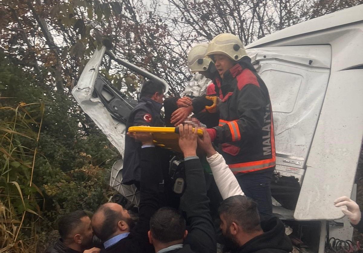 Malatya’da Tır Kazası: 1 Kişi Ağır Yaralandı - Sayfa 4