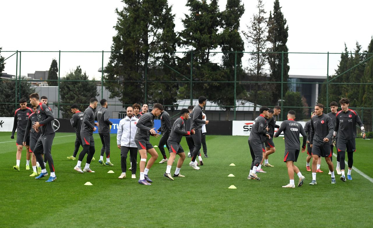 Ümit Milli Futbol Takımı Sırbistan Maçı Hazırlıklarını Tamamladı - Sayfa 4