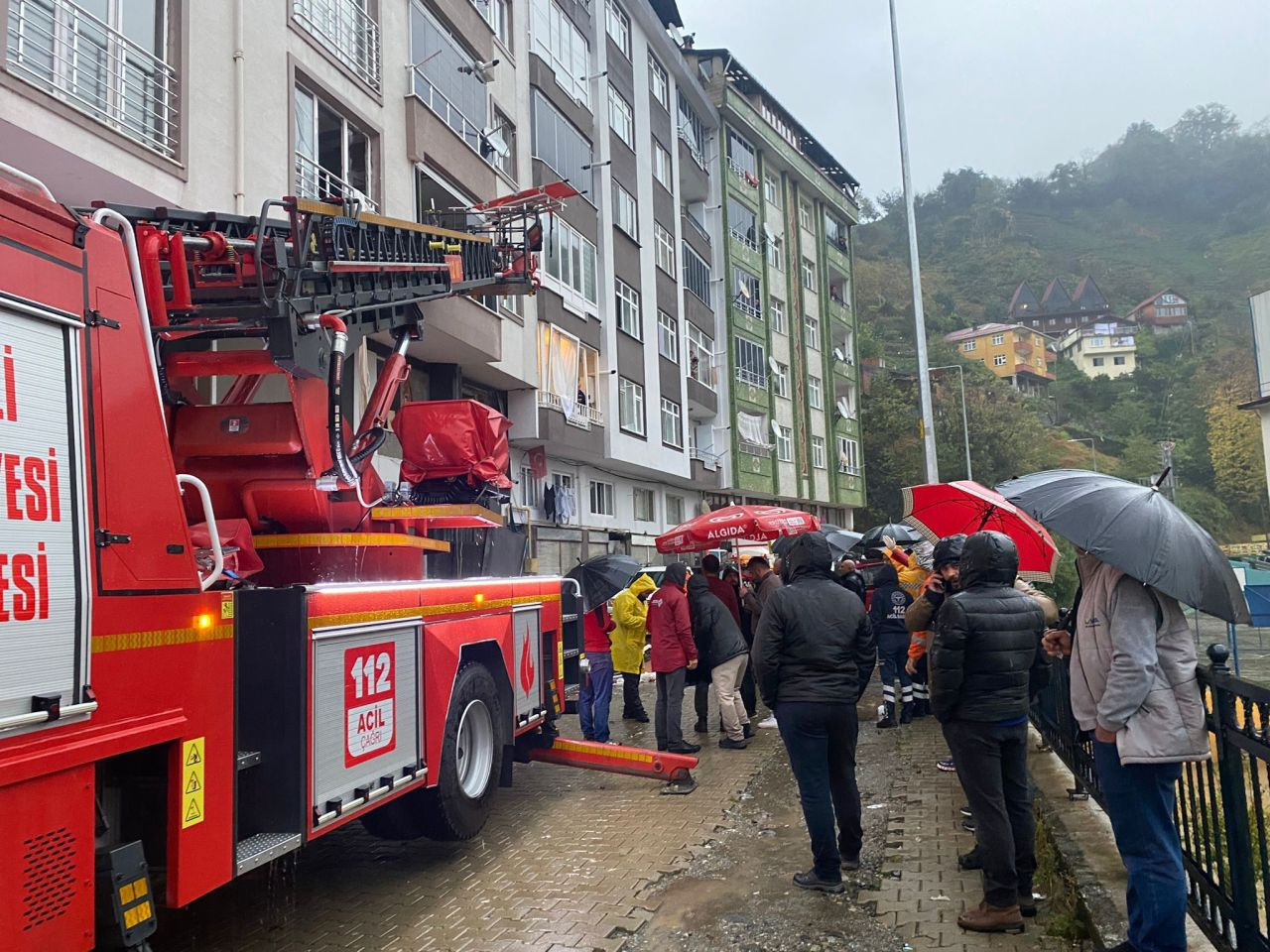 Çayeli'nde Heyelan Felaketi: 1 Ölü 4 Yaralı! - Sayfa 7