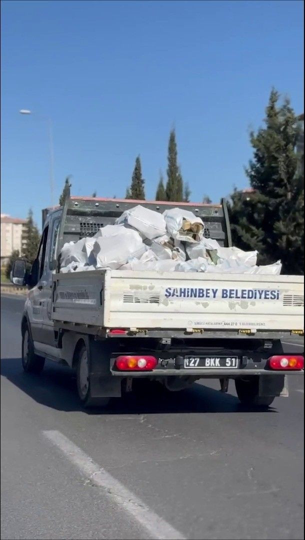 Şahinbey'de Budanan Ağaçlar İhtiyaç Sahiplerine Yakacak Oluyor - Sayfa 5