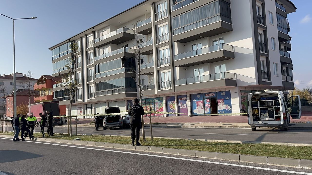 Aksaray’da Bisiklet Tartışması Kanlı Bitti: 1’i Polis 3 Yaralı - Sayfa 5