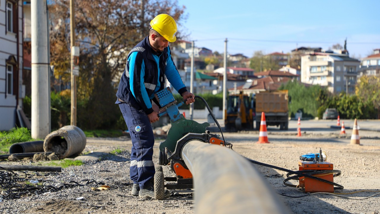 Osmangazi Caddesi’nde Altyapı Güçlendirilmesi Hızla Devam Ediyor