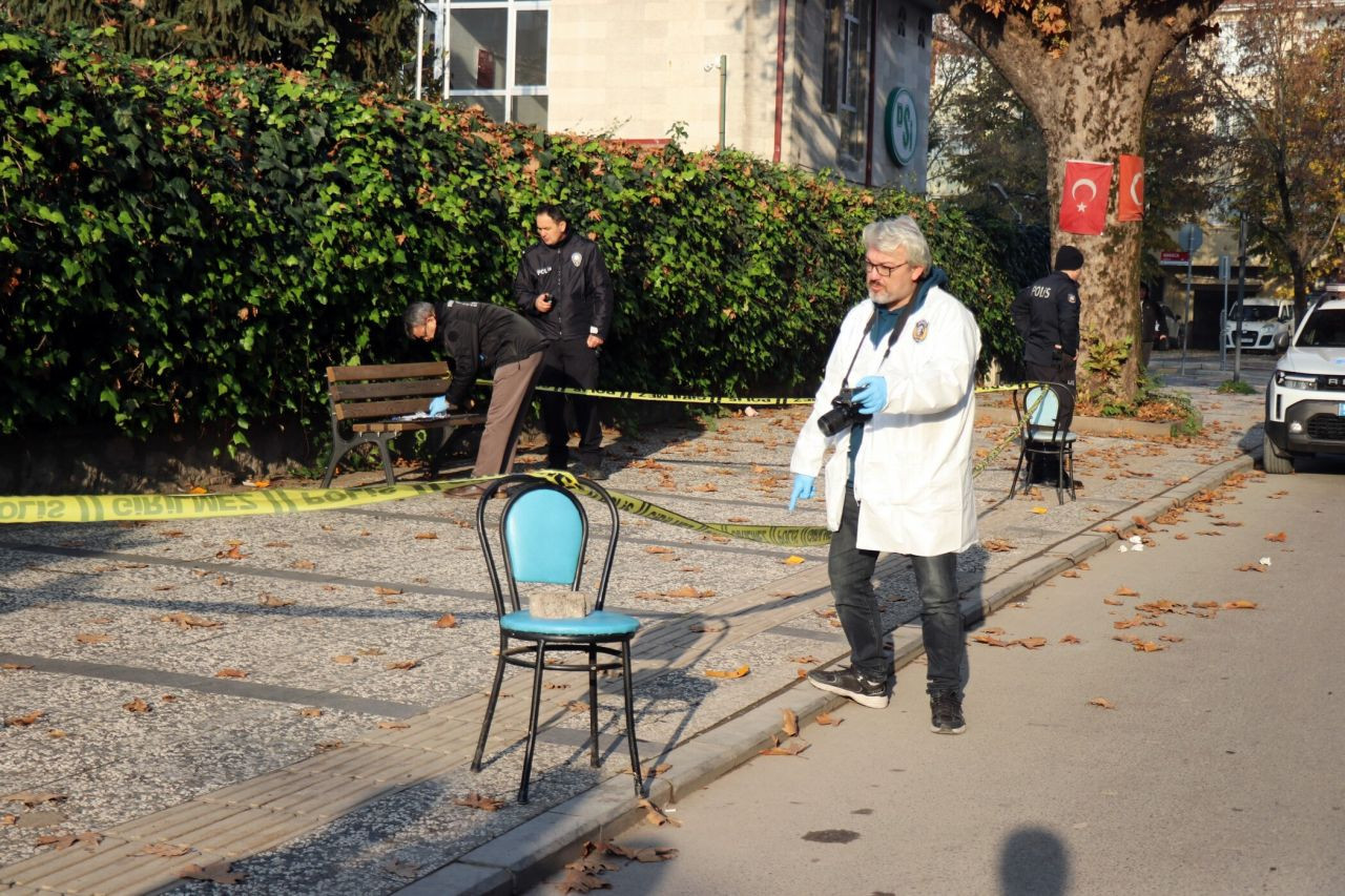 Sakarya'da Sokak Ortasında Kadın Cinayeti: İşe Giderken Öldürüldü - Sayfa 3