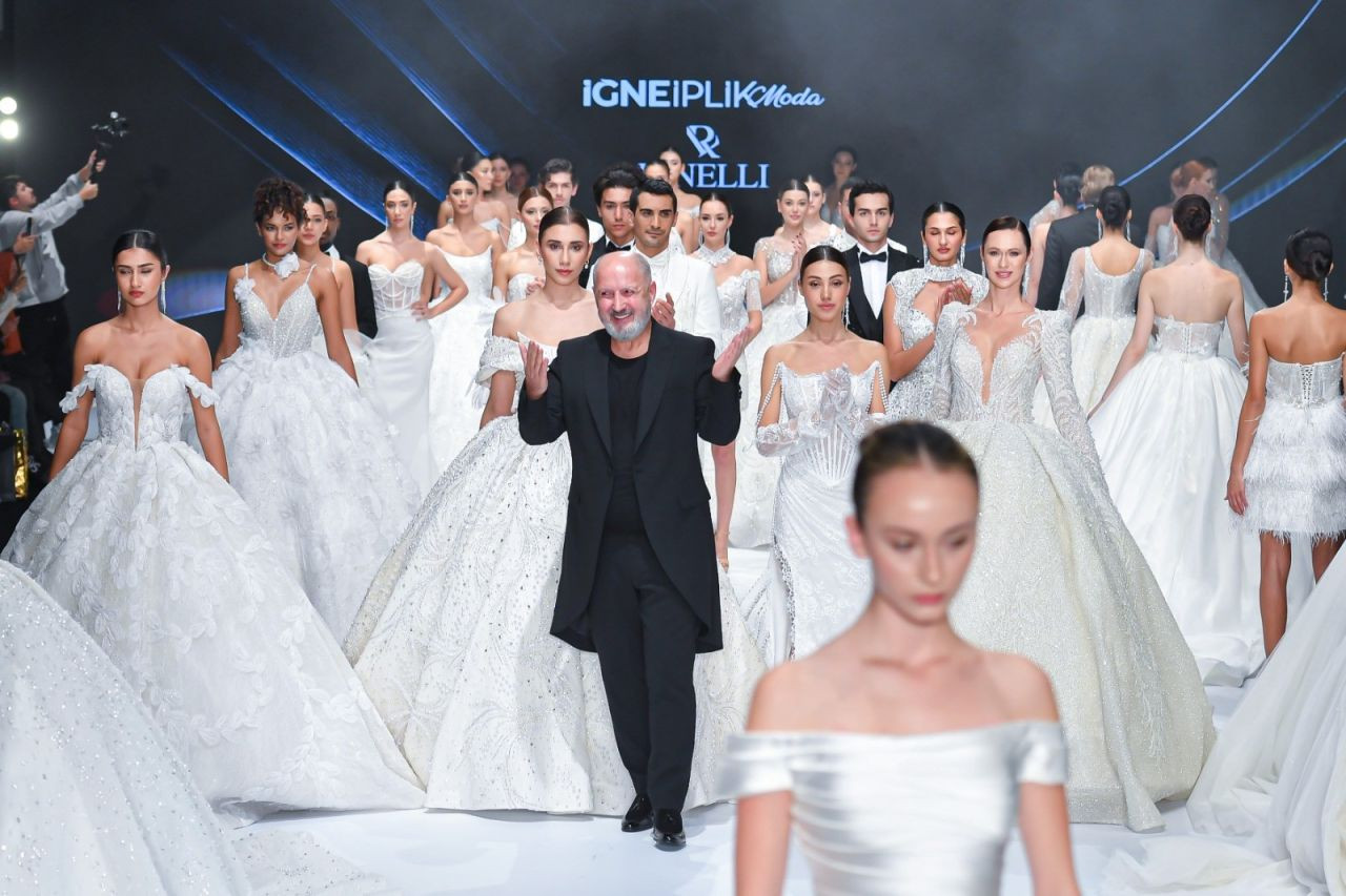 "IF Wedding Fashion" İzmir: 2025 Modasına Yön Verecek! - Sayfa 15