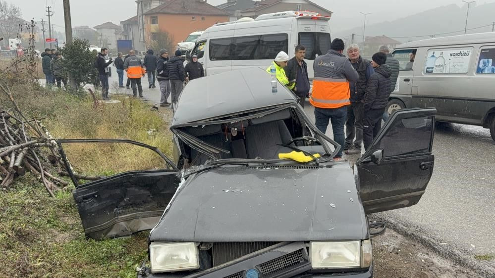 Bin 215 kazada 22 kişi hayatını kaybetti, bin 930 kişi yaralandı - Sayfa 1