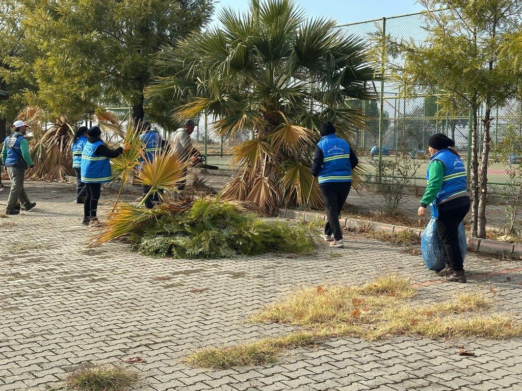 Nazilli Belediyesi’nden, İsabeyli Kampüsü’nde Temizlik Çalışması - Sayfa 1