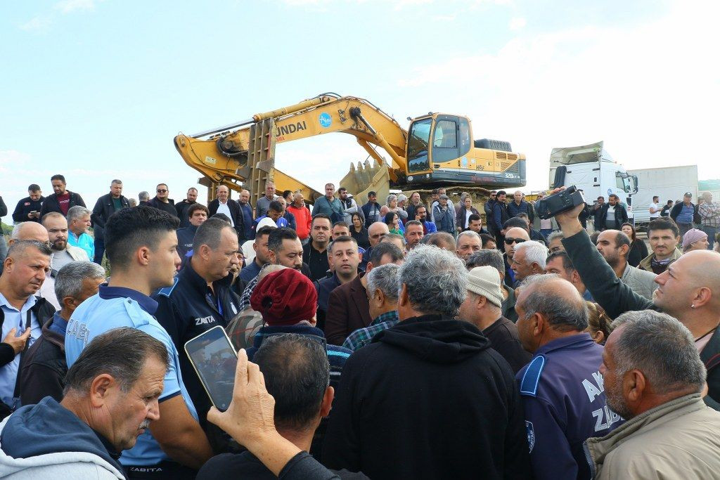 Yıkımı Yılan Hikayesine Dönen Denize Sıfır Çardaklar Yine Yıkılamadı - Sayfa 2