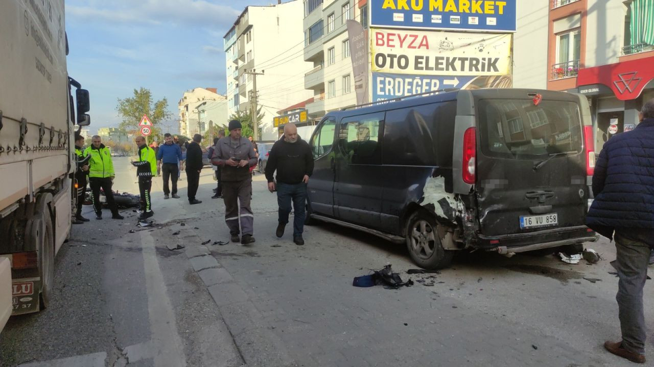 Tek Teker Üzerinde Gitmeye Çalışan Motosiklet Sürücüsü Minibüse Çarptı - Sayfa 5