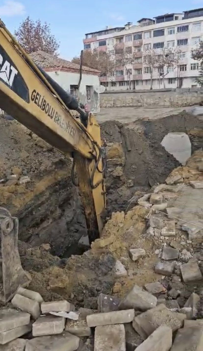 Gelibolu'da 109 Yıllık Patlamamış 50 Top Mermisi Bulundu - Sayfa 8