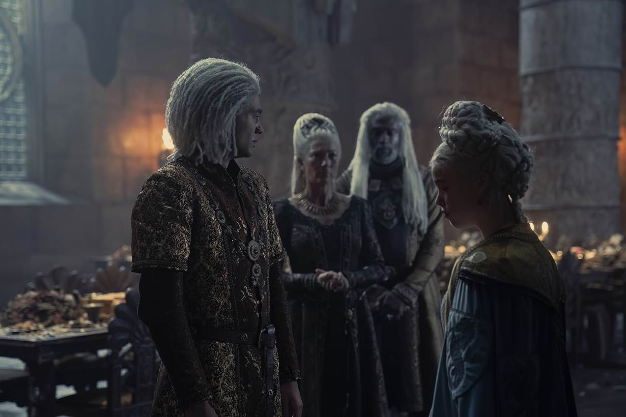 Rhaenys Targaryen: Tahtın Kıyısından Geçen Kraliçe - Sayfa 1