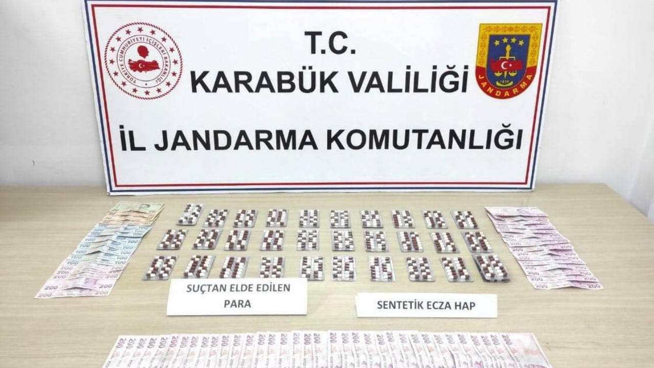 Karabük'te Jandarma Uyuşturucu Hap Operasyonunda 426 Adet Hap Ele Geçirdi