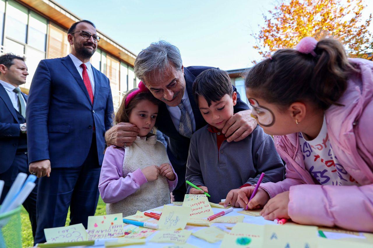 SGM’de Anlamlı Buluşma: “Çocukları Katletmek Dünyayı Yok Etmektir” - Sayfa 18