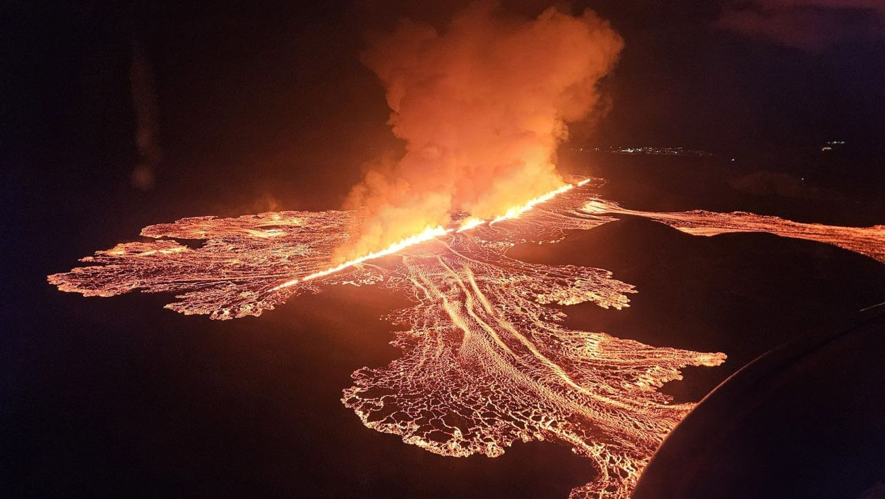 İzlanda'nın Reykjanes Yarımadası'ndaki yanardağ 7. kez patladı - Sayfa 2