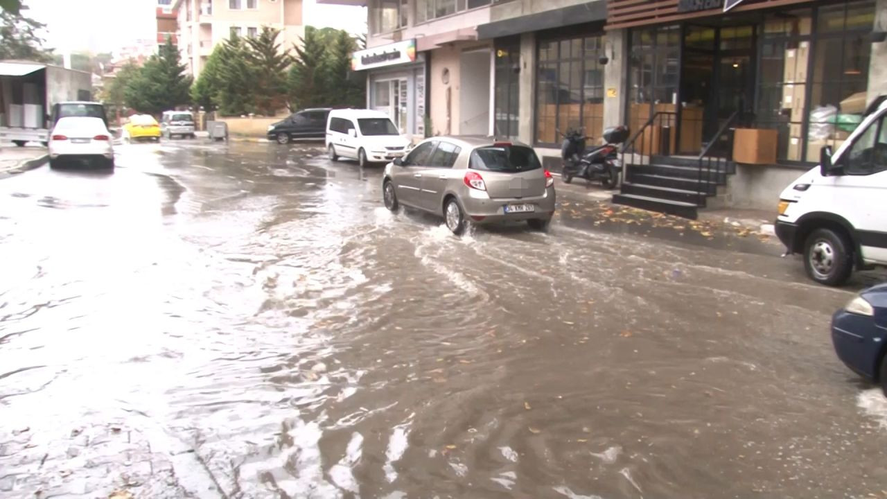 Anadolu Yakasında Yağmur Ve Lodos Etkisini Gösteriyor - Sayfa 3