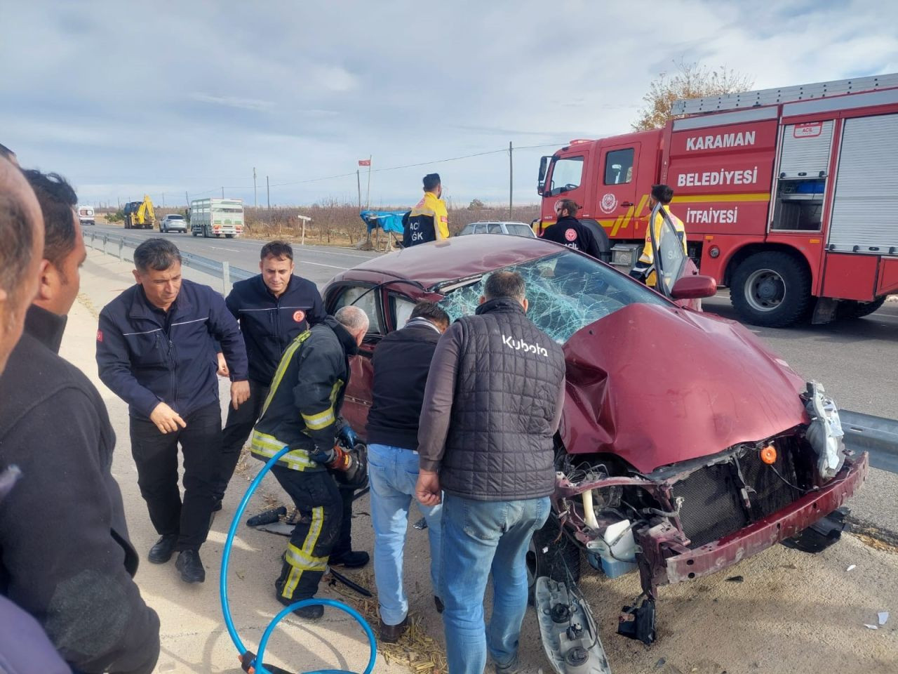 Karaman’da Otomobil Römork Ve Bariyerlere Çarptı: 4 Yaralı - Sayfa 3