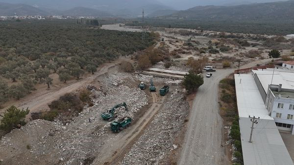 Zeytinli Çayı’nda Islah Çalışması Yapılıyor - Sayfa 3