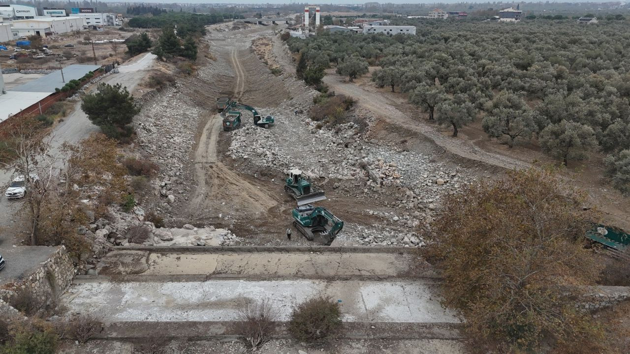 Zeytinli Çayı’nda Islah Çalışması Yapılıyor - Sayfa 5