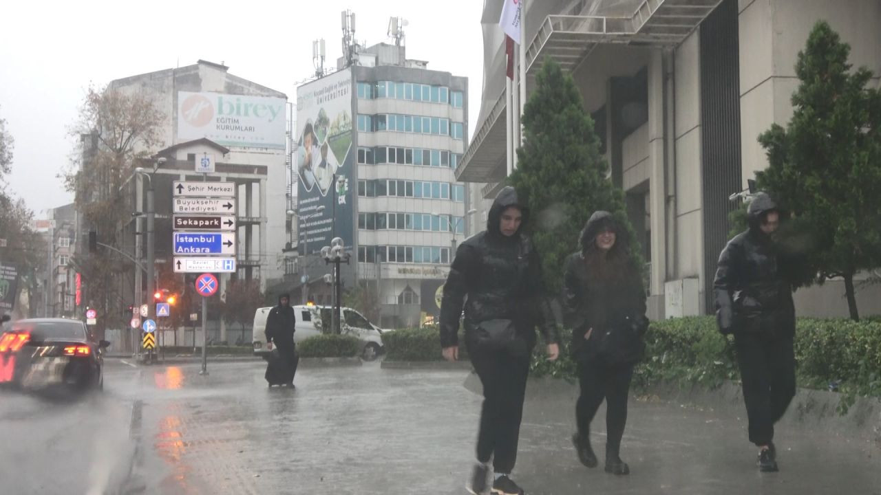 Kocaeli’de Sağanak Yağış Vatandaşlara Zor Anlar Yaşattı - Sayfa 4