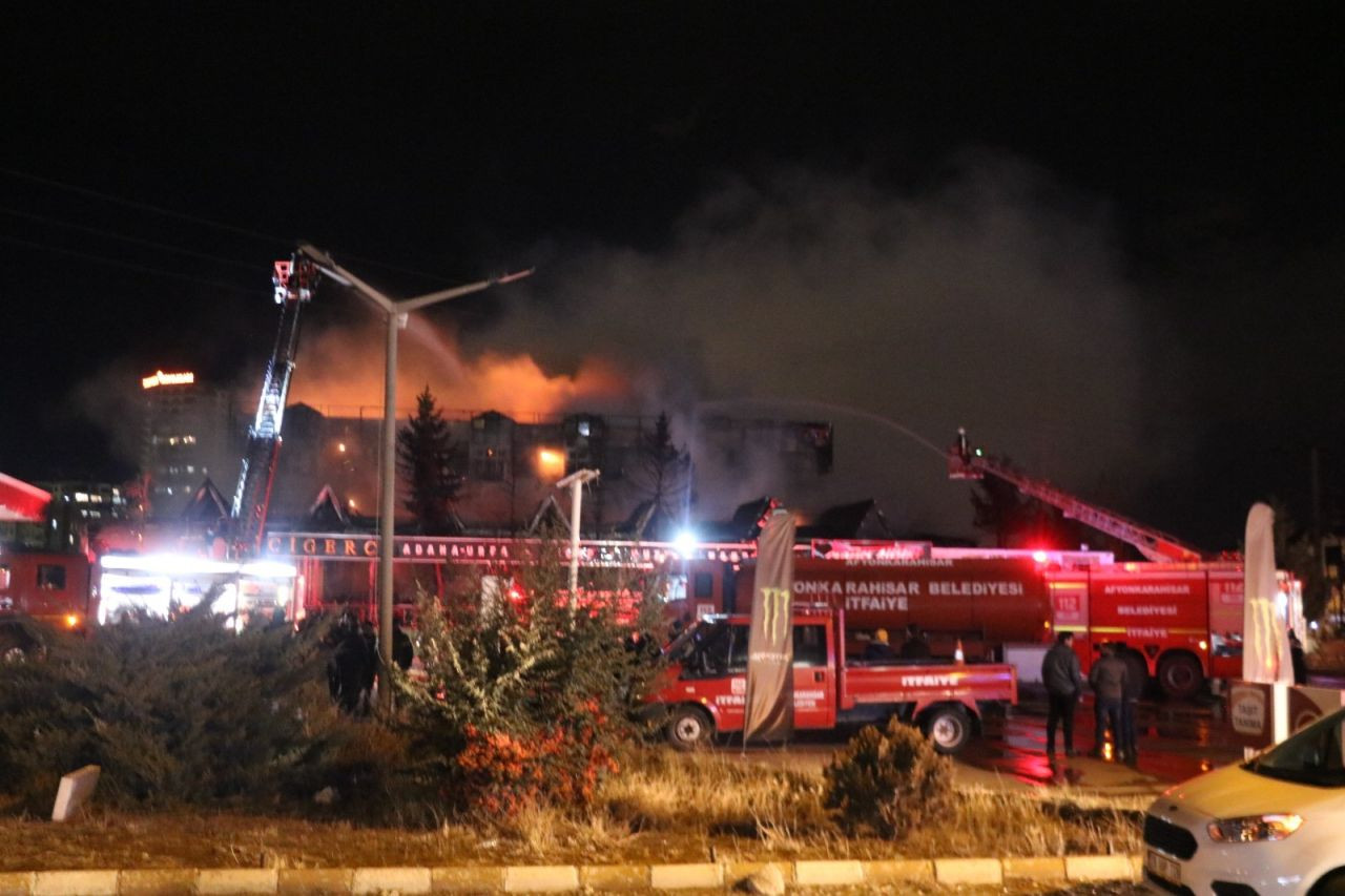 Afyonkarahisar'da Restoran Yangını: Çalışan Hayatını Kaybetti - Sayfa 4