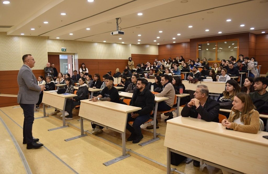 Başkan Mutlu Işıksu'dan Ege Üniversitesi’ne Duygu Dolu Ziyaret - Sayfa 2