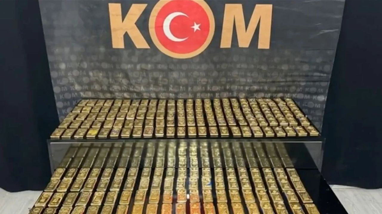 İstanbul Havalimanı'nda kaçak altın operasyonu: 16 kilo altına el konuldu - Sayfa 3