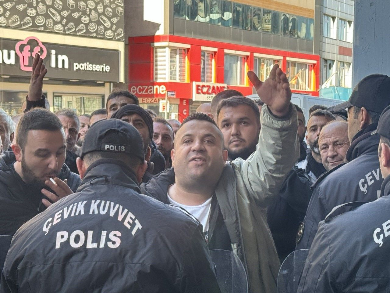 Belediye'nin O Zamı Şoförleri Çileden Çıkarttı: Hepsi Kontak Kapattı! - Sayfa 3