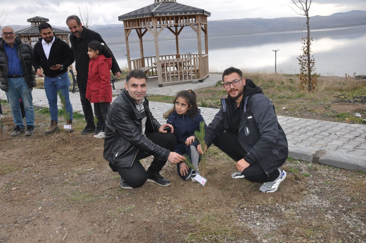 Bulanık'ta ‘Öğretmenler Hatıra Ormanı’ Oluşturuldu - Sayfa 4