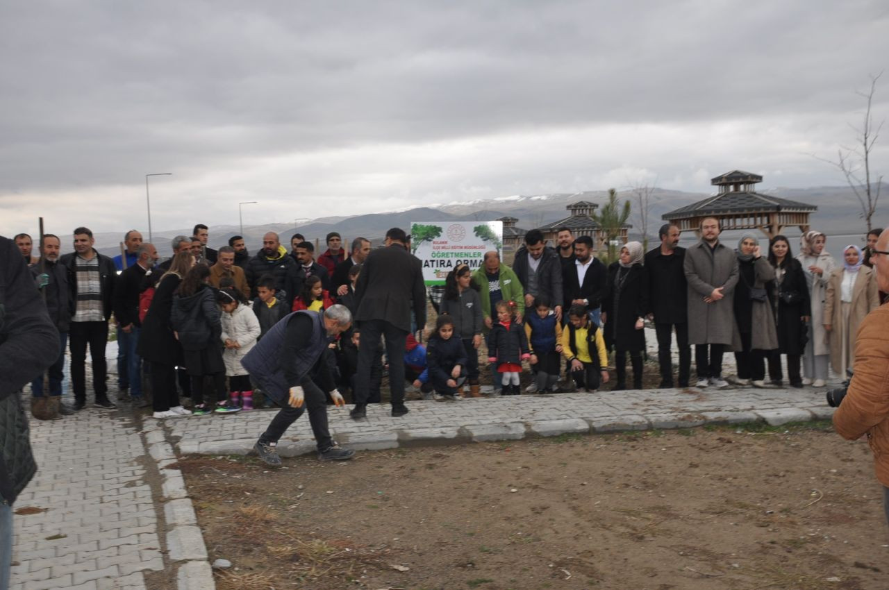 Bulanık'ta ‘Öğretmenler Hatıra Ormanı’ Oluşturuldu - Sayfa 7