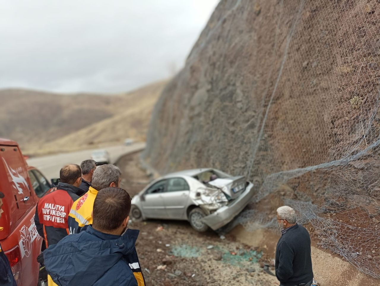 Malatya'da Otomobil Devrildi: 1 Kişi Yaralandı - Sayfa 1