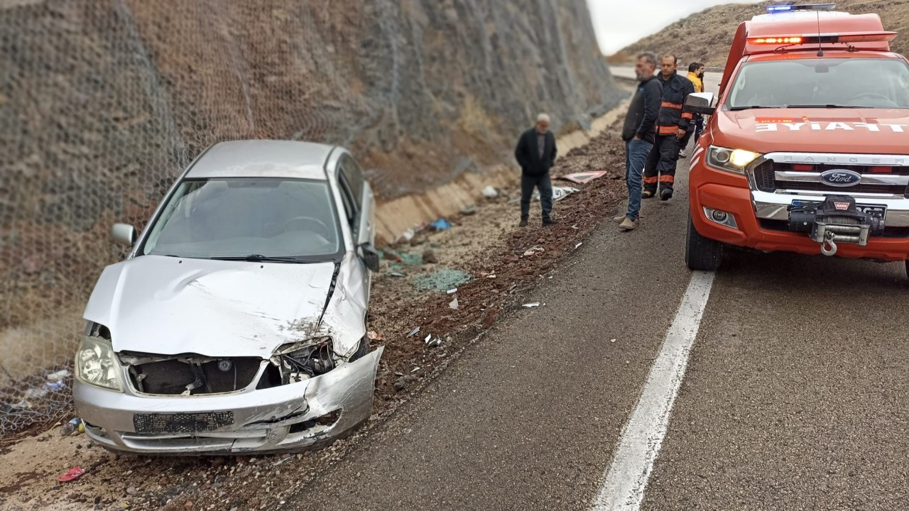 Malatya'da Otomobil Devrildi: 1 Kişi Yaralandı