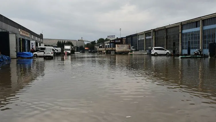 Türkiye Sağanağa Teslim: Meteoroloji’den 44 İl İçin Sarı ve Turuncu Kodlu Uyarı - Sayfa 17