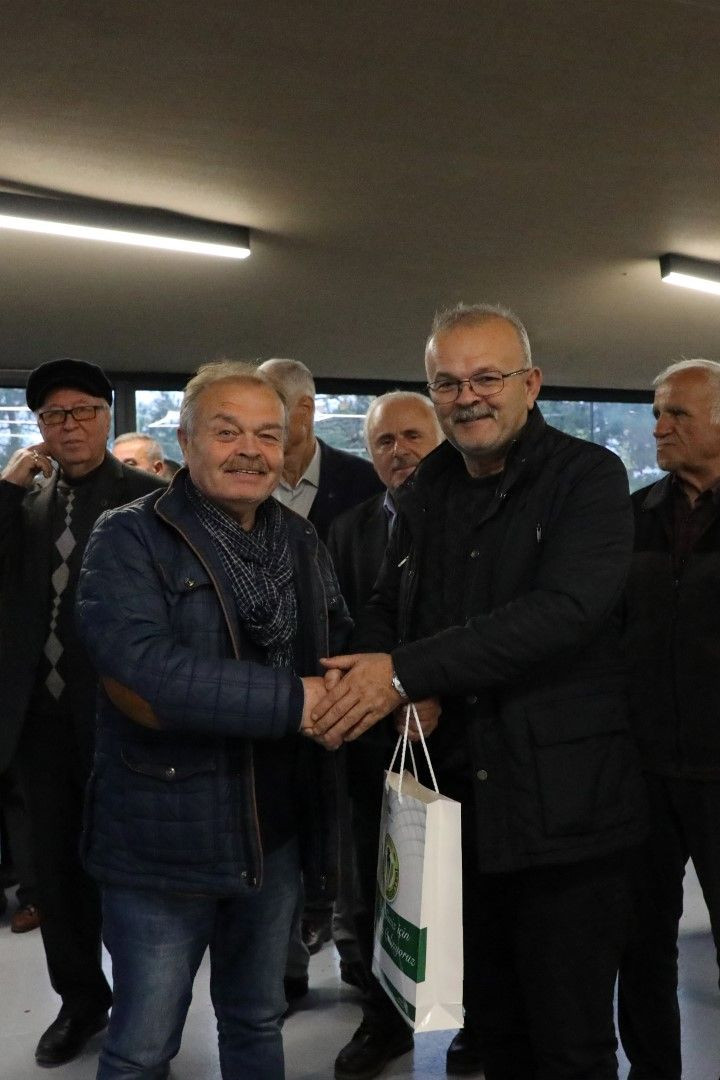 Başkan Mehmet Ata, emekli öğretmenlerle kahvaltı programında bir araya geldi - Sayfa 13