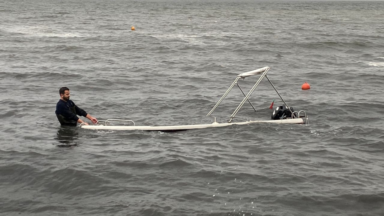 Kocaeli'de deniz taşarken 2 tekne battı, ağaçlar ise yerlerinden söküldü - Sayfa 2