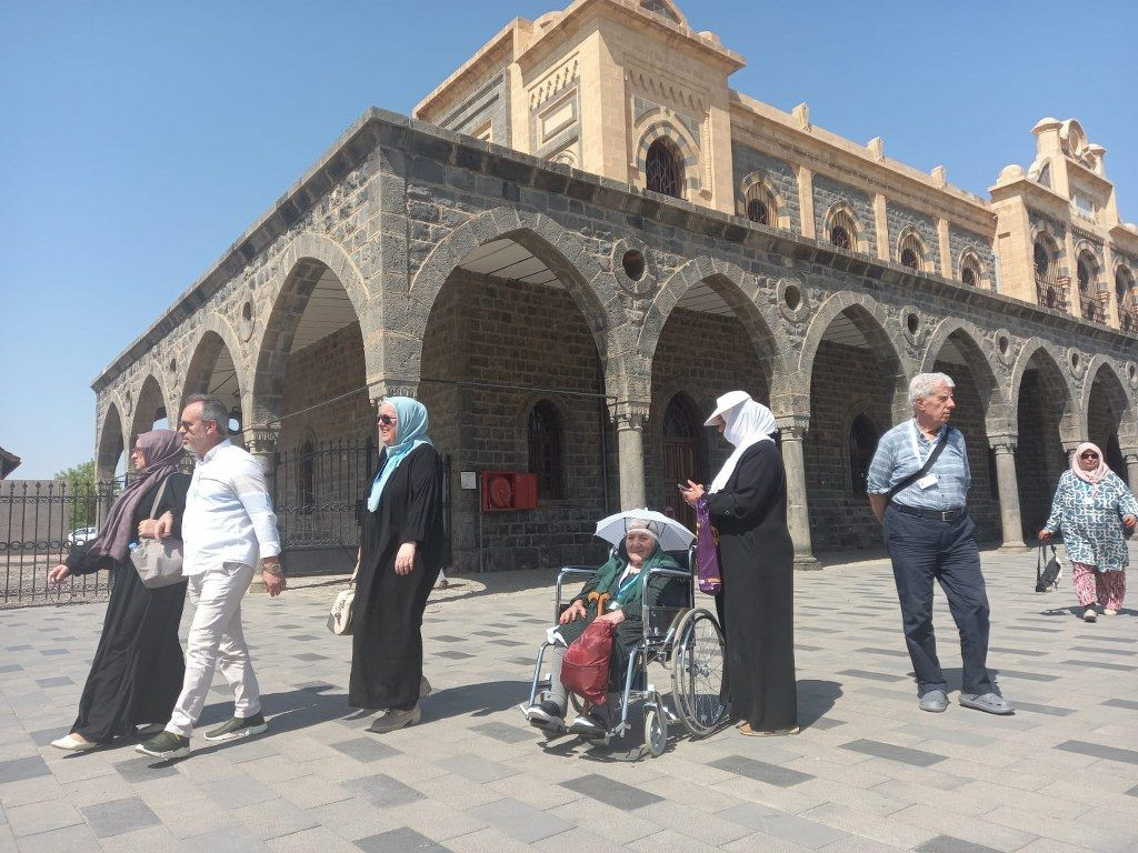 Erzurum’un asırlık ninesi son yolculuğuna uğurlandı - Sayfa 8