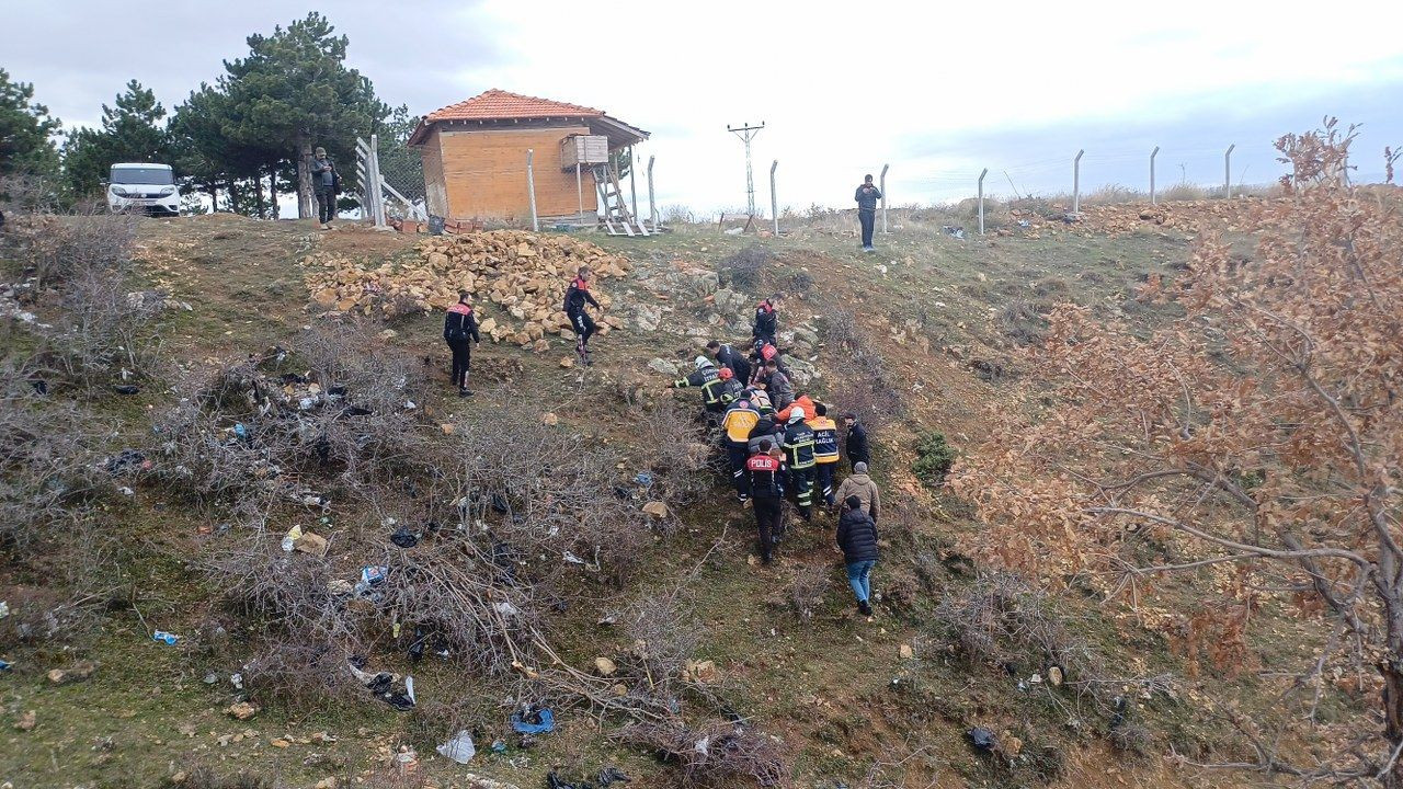 Otomobili ile şarampole uçan sürücü yaralandı - Sayfa 2