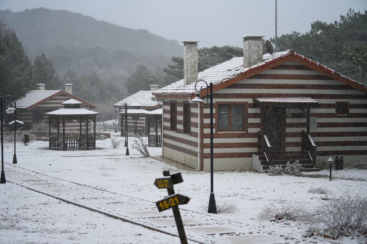 Manisa Spil Dağı’na mevsimin ilk karı düştü - Sayfa 10