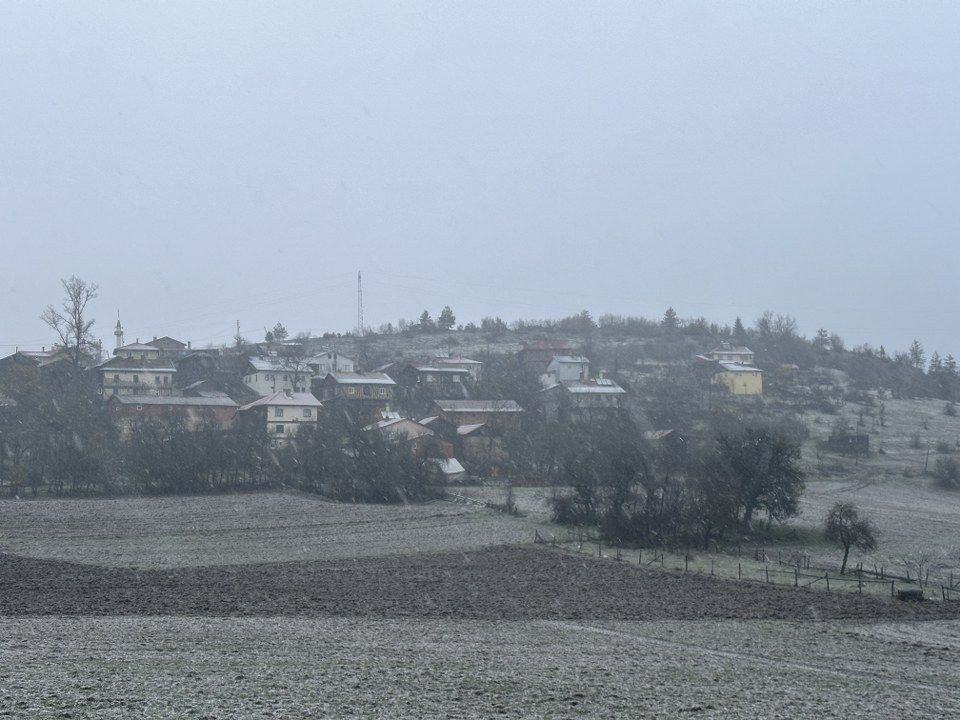 Kastamonu’da kar yağışı başladı, yollar beyaza büründü - Sayfa 3