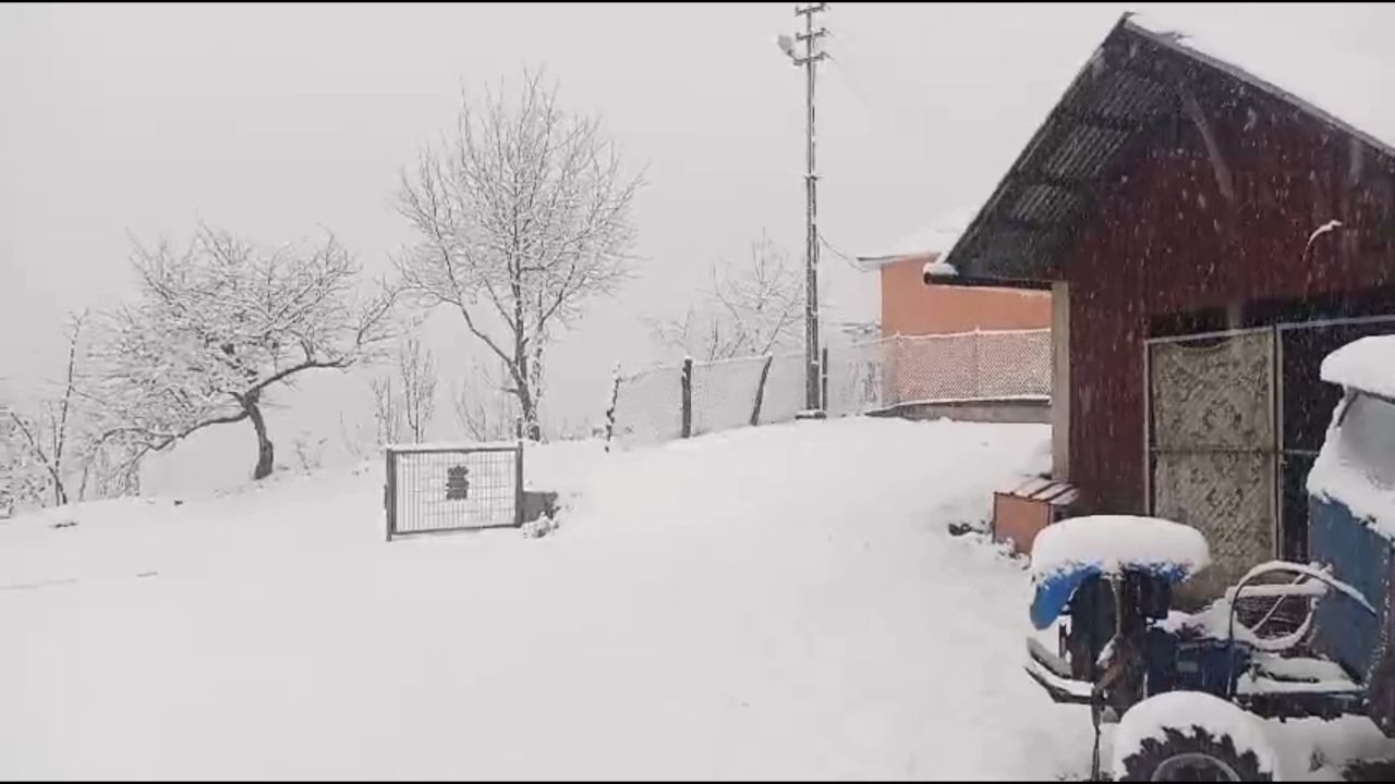 Zonguldak'ın yüksek kesimlerinde kar yağışı - Sayfa 3