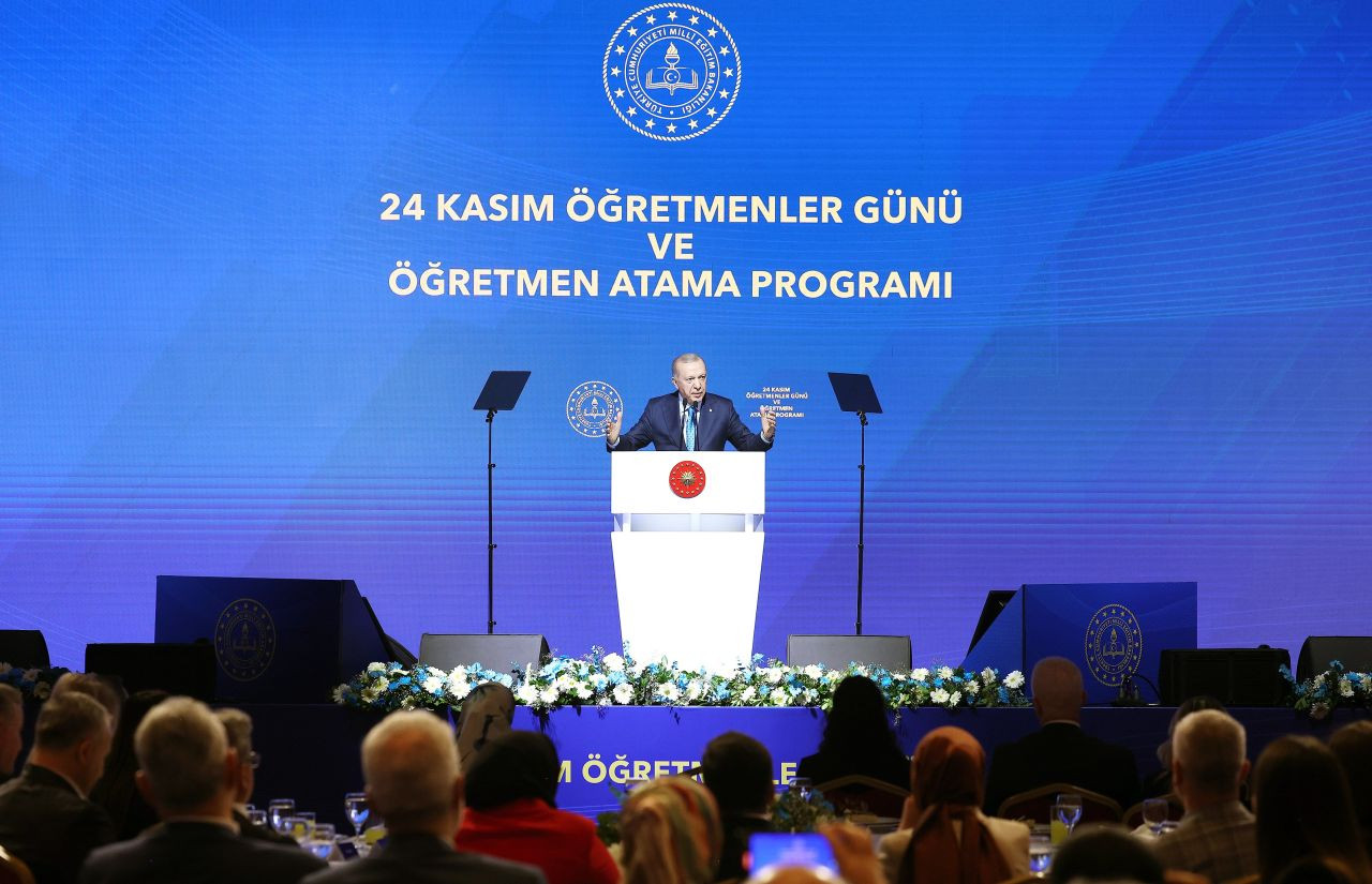 Cumhurbaşkanı Erdoğan: "Biz, eğitim-öğretimi siyaset üstü tutuyoruz'' - Sayfa 3