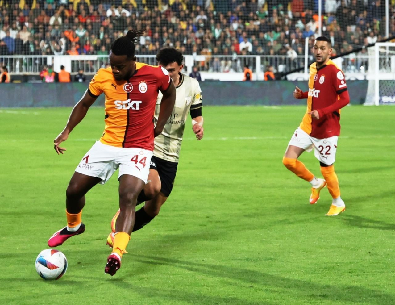 Galatasaray'dan lig tarihinin en iyi başlangıç rekoru - Sayfa 4